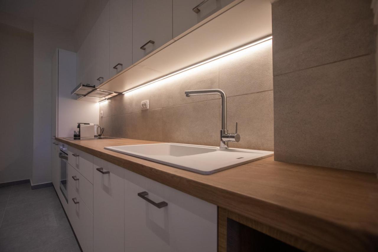 Anemelia Luxury Apartments Argostoli  Exterior photo